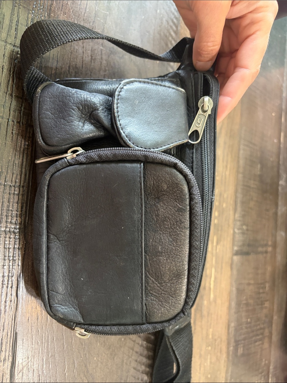 Wilsons Leather Black Leather Men’s Belt Bag‎ with Front Pockets
